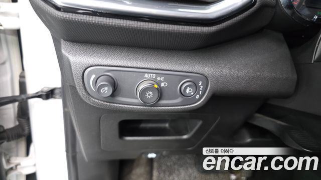 Chevrolet Trailblazer 1.3 Turbo 2WD LT 2022 — фото 27