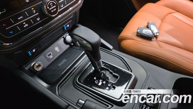 KG Mobility (SsangYong) Rexton Sports Khan Diesel 2.2 4WD Noblesse 2021 — фото 9