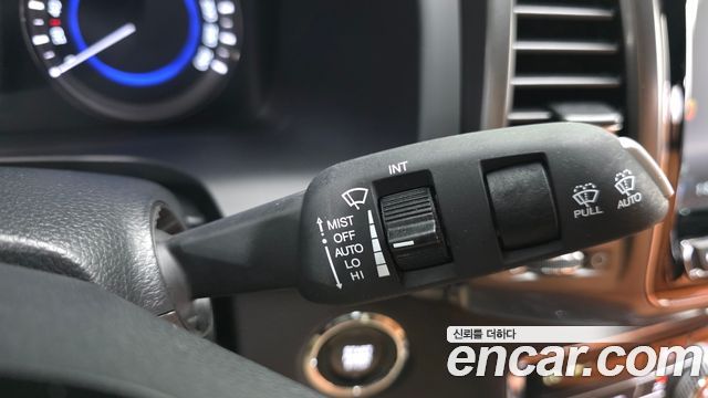 KG Mobility (SsangYong) Rexton Sports Khan Diesel 2.2 4WD Noblesse 2021 — фото 15