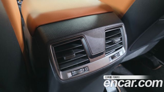 KG Mobility (SsangYong) Rexton Sports Khan Diesel 2.2 4WD Noblesse 2021 — фото 16