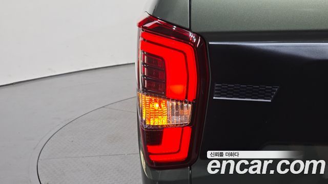 KG Mobility (SsangYong) Rexton Sports Khan Diesel 2.2 4WD Noblesse 2021 — фото 23