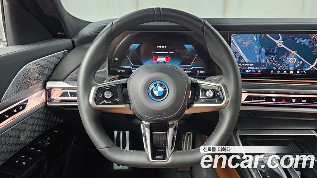 BMW i7 (G70) xDrive 60 M sport 2023 — фото 16