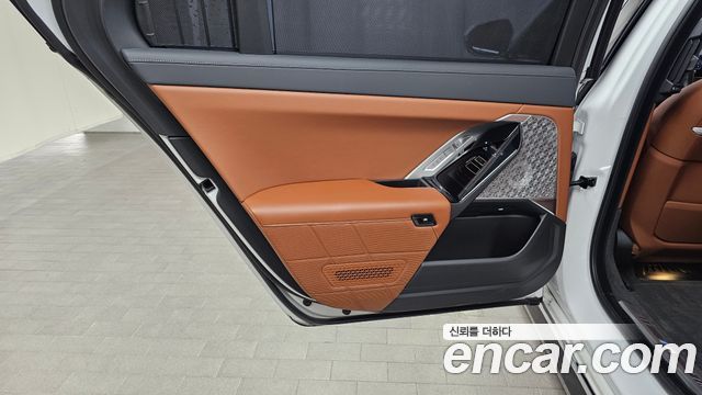 BMW i7 (G70) xDrive 60 M sport 2023 — фото 31