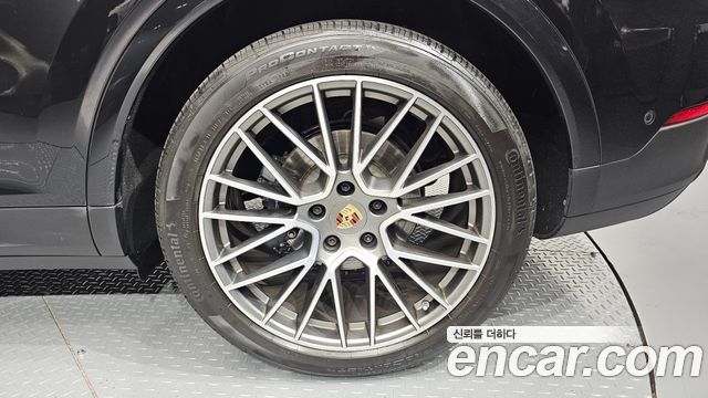 Porsche Cayenne (PO536) 3.0 PLATINUM EDITION 2023 — фото 27