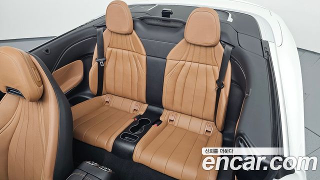 Mercedes-Benz CLE-Class (C236) CLE450 4MATIC Cabriolet 2025 — фото 15
