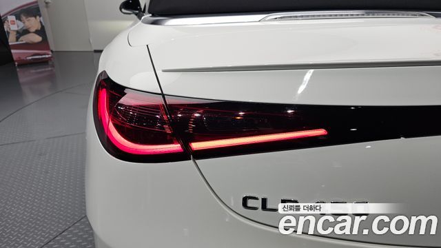 Mercedes-Benz CLE-Class (C236) CLE450 4MATIC Cabriolet 2025 — фото 29