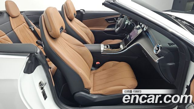 Mercedes-Benz CLE-Class (C236) CLE450 4MATIC Cabriolet 2025 — фото 32
