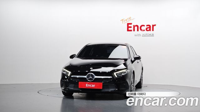 Mercedes-Benz A-Class (W177) A220 Sedan 2021 — фото 3