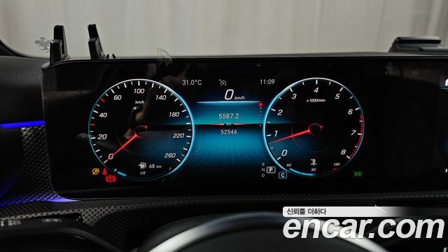 Mercedes-Benz A-Class (W177) A220 Sedan 2021 — фото 8
