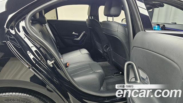 Mercedes-Benz A-Class (W177) A220 Sedan 2021 — фото 11