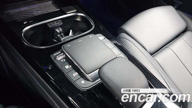 Mercedes-Benz A-Class (W177) A220 Sedan 2021 — фото 17