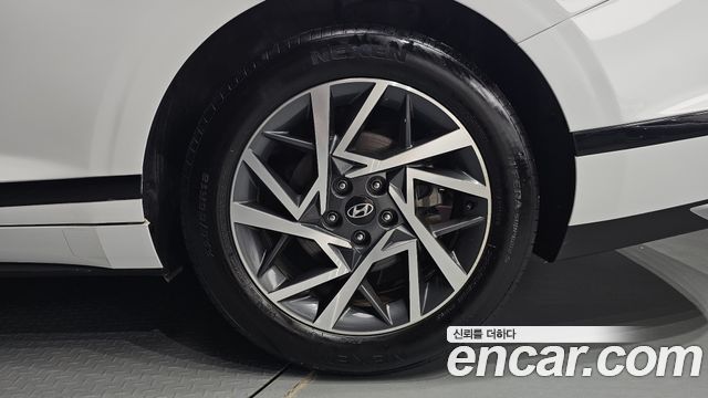 Hyundai Grandeur Hybrid (GN7) Premium 2023 — фото 21