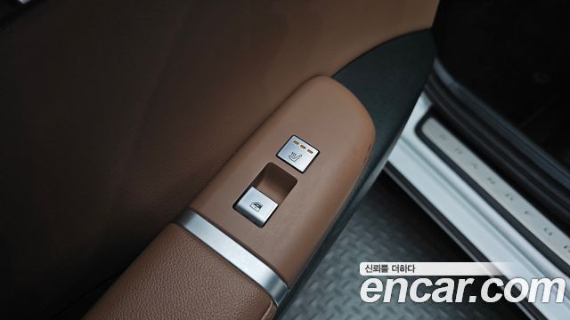 Hyundai Grandeur Hybrid (GN7) Premium 2023 — фото 30
