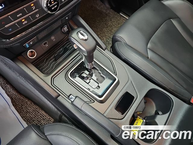 KG Mobility (SsangYong) Rexton Sports Khan Diesel 2.2 2WD Professional X (5-Link) 2019 — фото 9