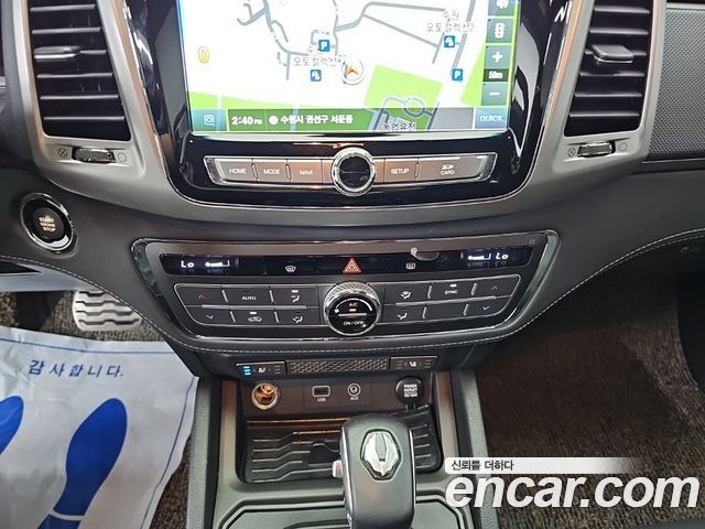 KG Mobility (SsangYong) Rexton Sports Khan Diesel 2.2 2WD Professional X (5-Link) 2019 — фото 19