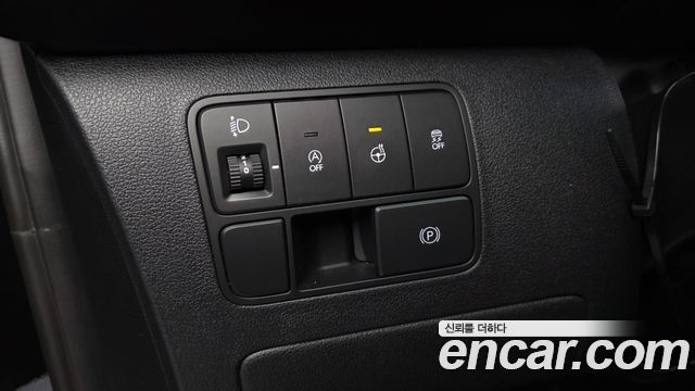 Hyundai Staria Cargo 3-Seater Modern 2023 — фото 15