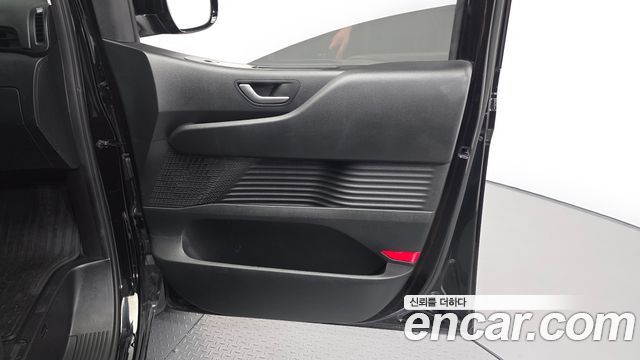 Hyundai Staria Cargo 3-Seater Modern 2023 — фото 24