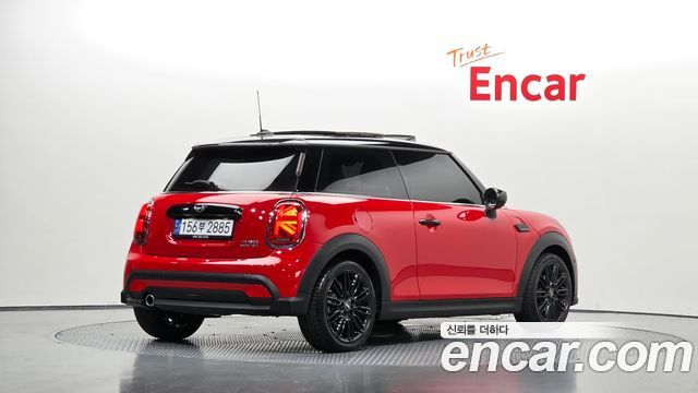 MINI Cooper Classic Plus 3rd 2024 — фото 2