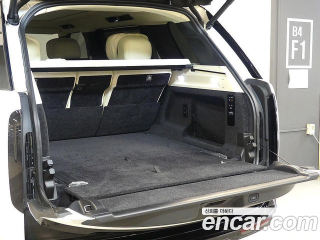 Land Rover Range Rover (V) P530 Autobiography Long Wheel Base 2023 — фото 9