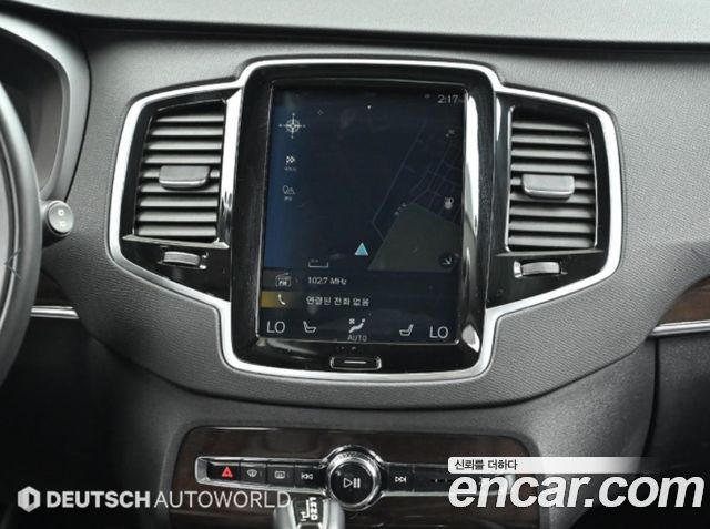 Volvo XC90 (II) D5 Momentum 2019 — фото 18