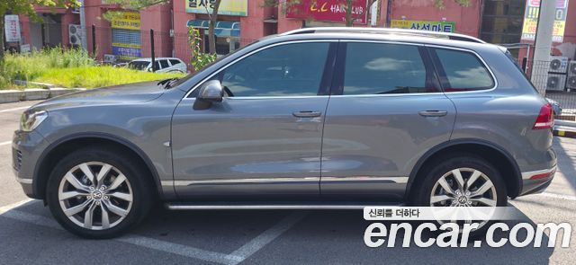 Volkswagen Touareg V6 3.0 TDI Bluemotion Premium 7P5 2015 — фото 5