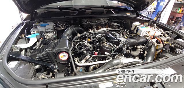 Volkswagen Touareg V6 3.0 TDI Bluemotion Premium 7P5 2015 — фото 6