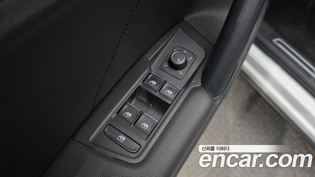 Volkswagen Tiguan (II) 2.0 TDI 4Motion Prestige 2023 — фото 11