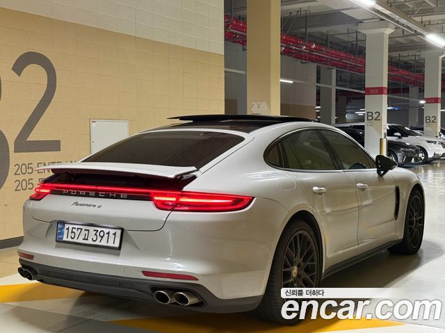 Porsche Panamera (971) 3.0 AWD 2018 — фото 4