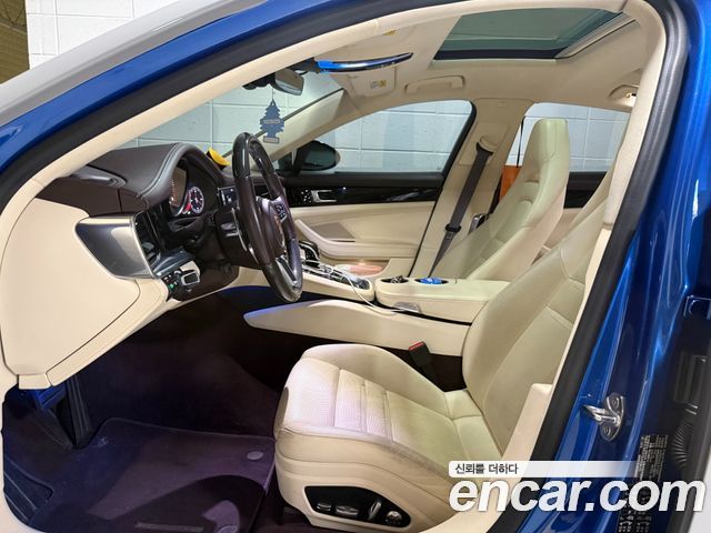 Porsche Panamera (971) 3.0 AWD 2018 — фото 8