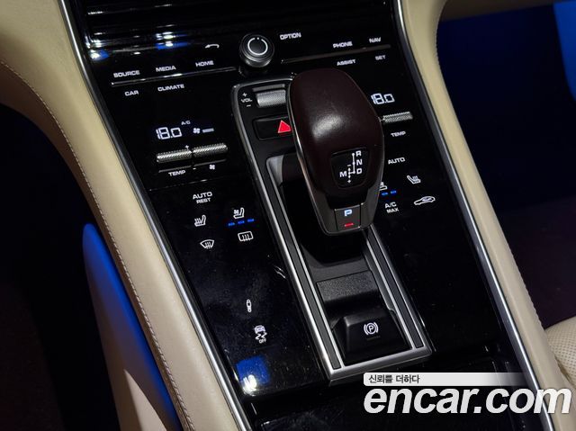 Porsche Panamera (971) 3.0 AWD 2018 — фото 17