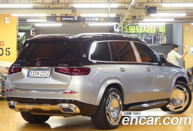 Mercedes-Benz GLS-Class (X167) Maybach GLS600 4MATIC Manufakur 2025 — фото 2