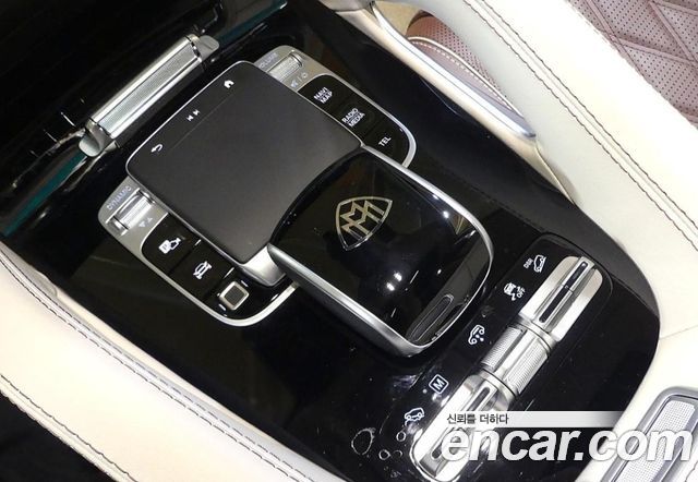 Mercedes-Benz GLS-Class (X167) Maybach GLS600 4MATIC Manufakur 2025 — фото 21