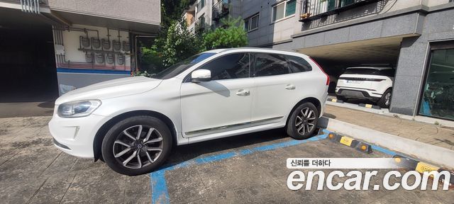 Volvo XC60 D5 AWD 1st 2017 — фото 5