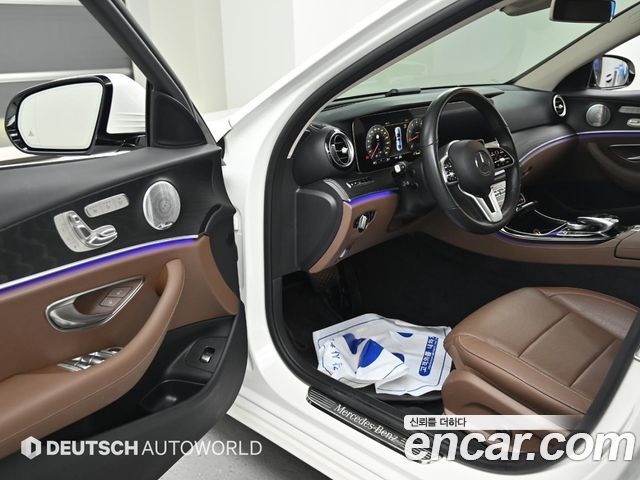 Mercedes-Benz E-Class (W213) E300 Avantgarde 2020 — фото 1