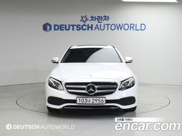 Mercedes-Benz E-Class (W213) E300 Avantgarde 2020 — фото 4