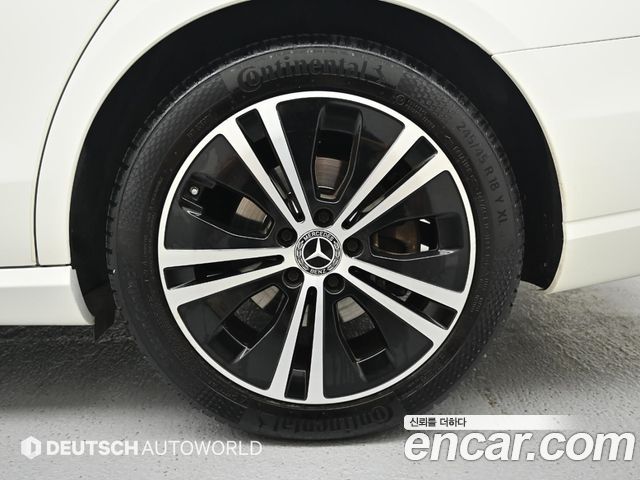 Mercedes-Benz E-Class (W213) E300 Avantgarde 2020 — фото 6