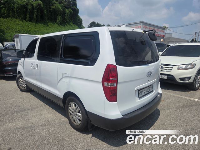 Hyundai Grand Starex Van 5-Seater Smart 2021 — фото 3