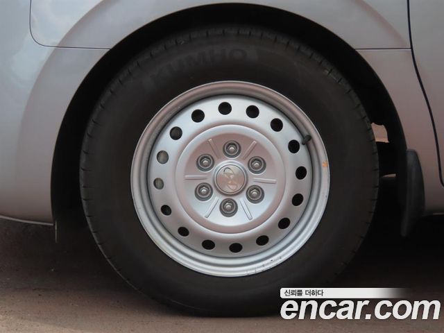 Hyundai Staria Cargo 3-Seater Smart 2025 — фото 5