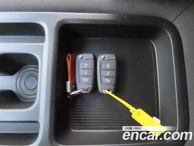 Hyundai Staria Cargo 3-Seater Smart 2025 — фото 22