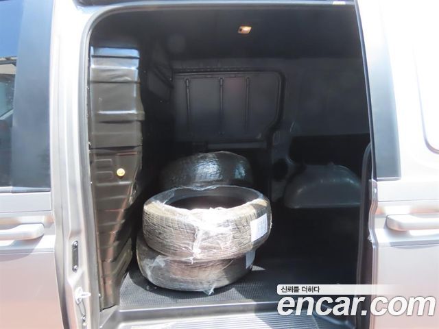 Hyundai Staria Cargo 3-Seater Smart 2025 — фото 24