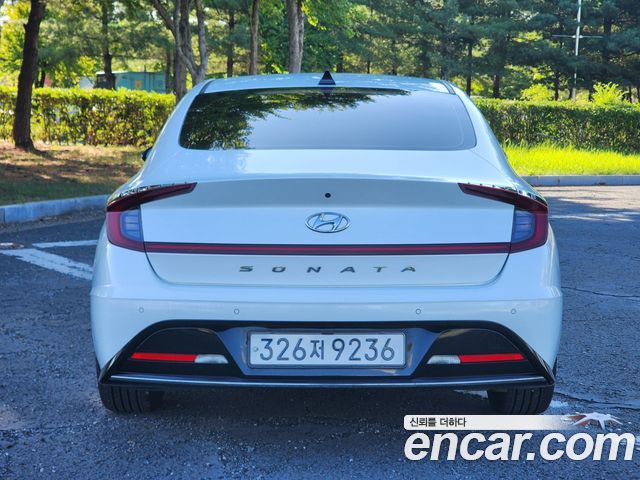 Hyundai Sonata (DN8) 2.0 Premium Plus 2022 — фото 4