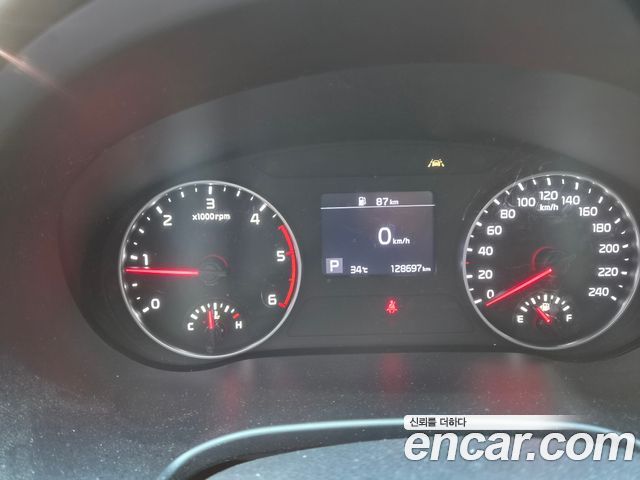 Kia Seltos Diesel 1.6 2WD Trendy 2022 — фото 7