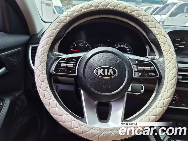 Kia Seltos Diesel 1.6 2WD Trendy 2022 — фото 16