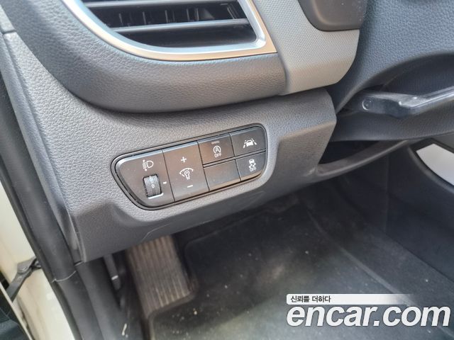 Kia Seltos Diesel 1.6 2WD Trendy 2022 — фото 17