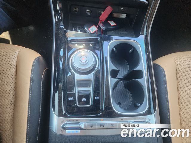 Kia Carnival (IV) 9-Seater Signature 2023 — фото 15