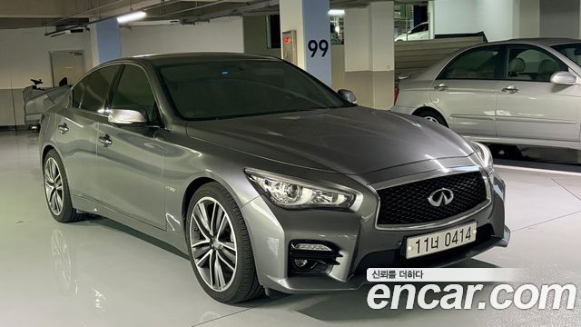 Infiniti Q50 3.5 Hybrid Hi-Tech