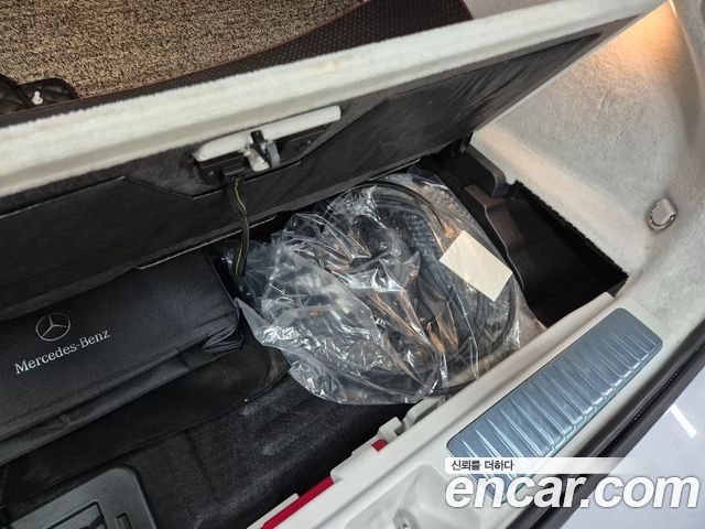 Mercedes-Benz EQS SUV (X296) EQS580 4MATIC 2023 — фото 22