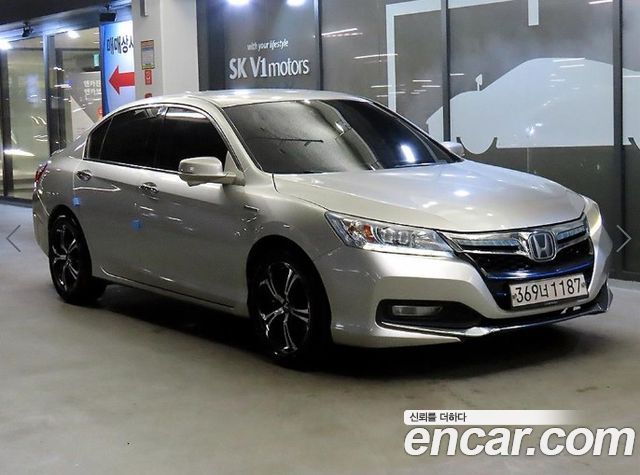 Honda Accord 2.0 Hybrid 9th