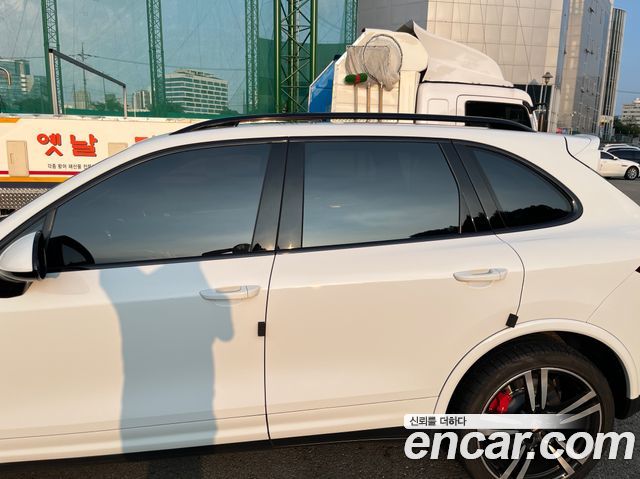 Porsche Cayenne 4.8 Turbo S 958 2014 — фото 14