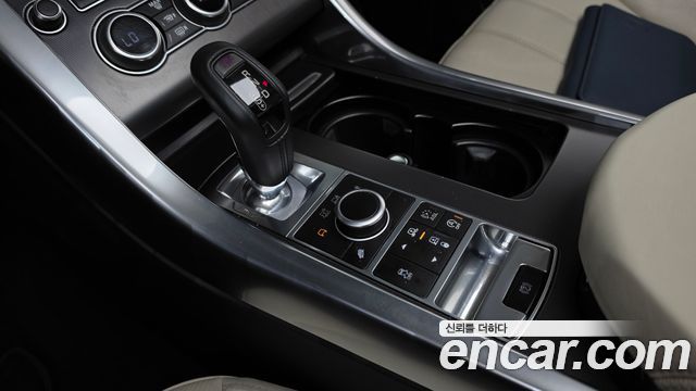 Land Rover Range Rover Sport (II) 3.0 SDV6 HSE Dynamic 2014 — фото 9